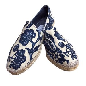 Stubbs & Wootton Palm Beach Blue and White Floral Espadrilles